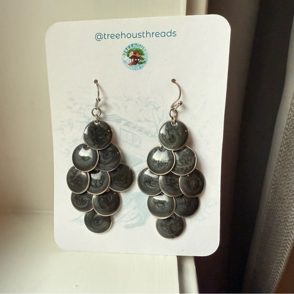Marbled Enamel Grey and Silver Layered Dangle Drop Earrings - Picture 4 of 4